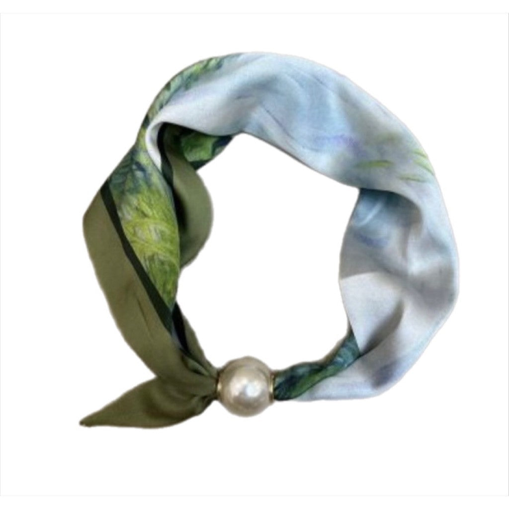 Scarf T&S Chloe Scarf w. magnetic pearl Scarf Green