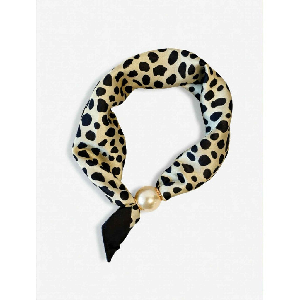 Scarf T&S Chloe Scarf w. magnetic pearl Scarf Spots black/white