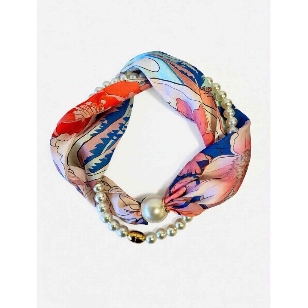Scarf T&S Kim Scarf w. magnetic pearl and necklace Scarf Multi