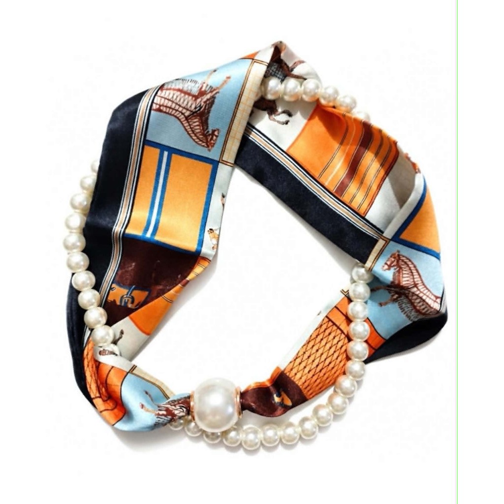 Scarf T&S Kim Scarf w. magnetic pearl and necklace Scarf aw12