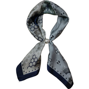 Scarf T&S Aliki Scarf w. magnetic pearl Scarf Multi 2