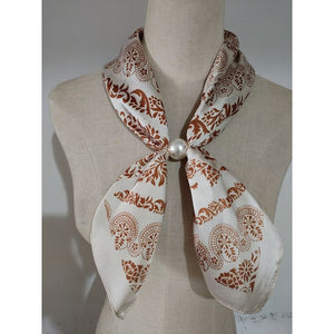 Scarf T&S Aliki Scarf w. magnetic pearl Scarf aw3