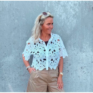 Clothing T&S Cherry Lace Shirt Shirt White
