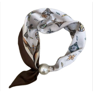 Scarf T&S Chloe Scarf w. magnetic pearl Scarf Figures