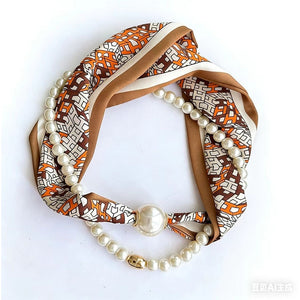 Scarf T&S Kim Scarf w. magnetic pearl and necklace Scarf HIHI