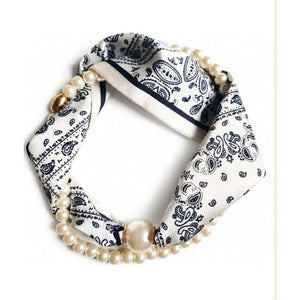 Scarf T&S Kim Scarf w. magnetic pearl and necklace Scarf aw2